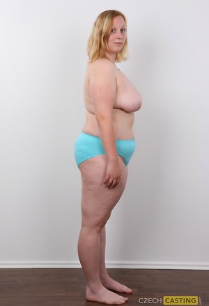 Czech Casting  offers a xxx picture gallery with Veronika exhibit nice shape