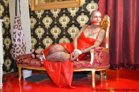 Shiny Costume Bondage invite you to explore xxx pictures featuring babe in fetish bdsm session
