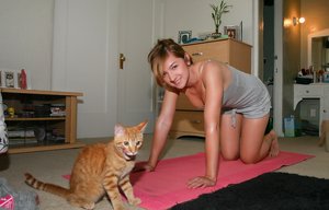 Zishy pleased to share with you a free gallery with Lexy Mack unveiling sexy shape