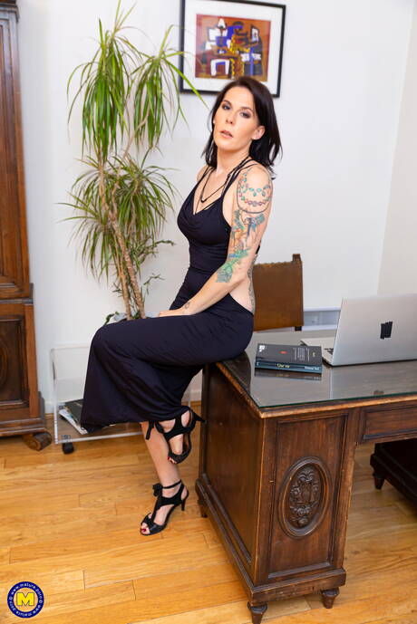 Mature NL pics collection featuring juvenile lady xxx gallery 204628