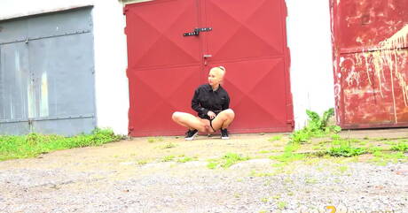 Got 2 Pee invites you to browse their xxx photos with Nykla in piss porn